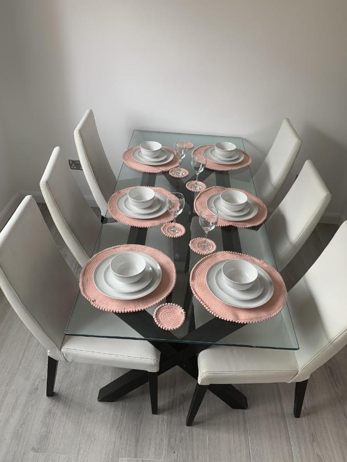 Crowthorne House, Beautiful 3 Bedroom Home For Upto 8 Guests, With Sofa Bed Cul-De-Sac With Private Driveway Nottingham Ngoại thất bức ảnh